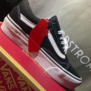 Platform “Old Skool” Vans